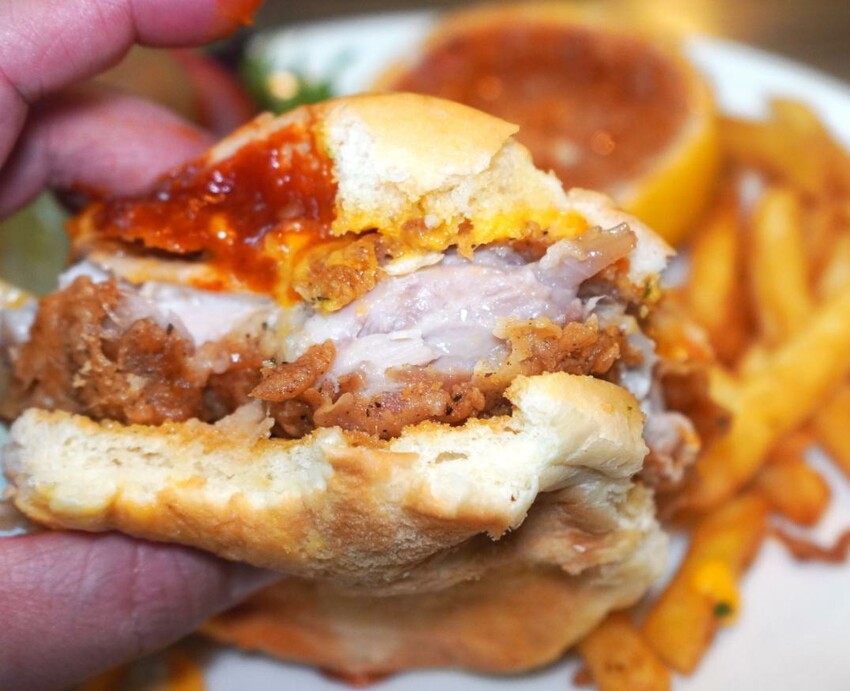 台北信義︱The chips 美式餐廳ATT信義店︱ATT 4 FUN聚餐餐廳推薦，提供豐富多樣的餐點 - 袁彬的美食旅遊筆記