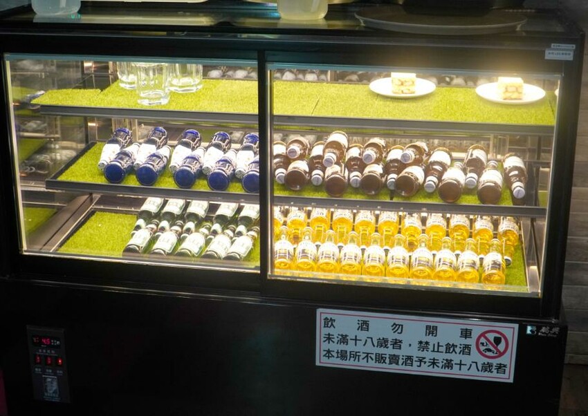 台北信義︱The chips 美式餐廳ATT信義店︱ATT 4 FUN聚餐餐廳推薦，提供豐富多樣的餐點 - 袁彬的美食旅遊筆記