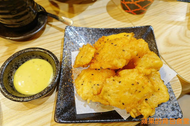 新竹北區 - 花沺すし日式料理 美味親民日本料理 牛肉丼飯滑嫩微甜 鮮甜炙燒握壽司 鮭魚親子丼油脂香海味濃 一訪再訪的首選餐廳