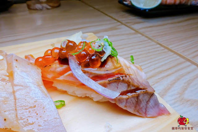 [食記] 新竹北區 - 花沺すし日式料理 海膽手卷滿滿鮮味 焗烤大明蝦鮮味奶香融合 推薦$990套餐的握壽司烤蝦頭飯