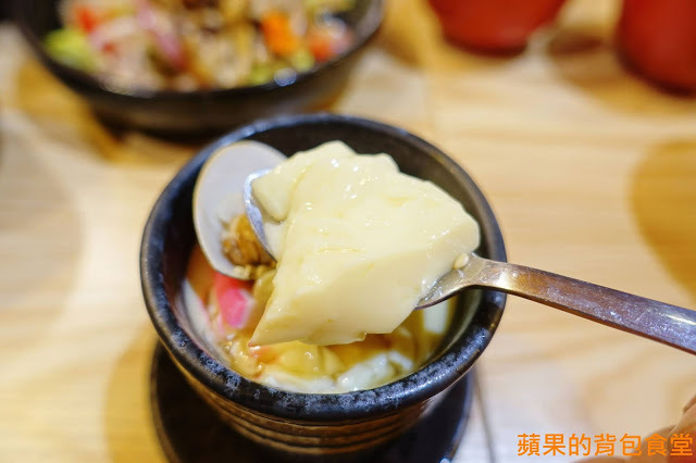 新竹北區 - 花沺すし日式料理 美味親民日本料理 牛肉丼飯滑嫩微甜 鮮甜炙燒握壽司 鮭魚親子丼油脂香海味濃 一訪再訪的首選餐廳