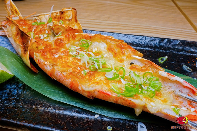 [食記] 新竹北區 - 花沺すし日式料理 海膽手卷滿滿鮮味 焗烤大明蝦鮮味奶香融合 推薦$990套餐的握壽司烤蝦頭飯