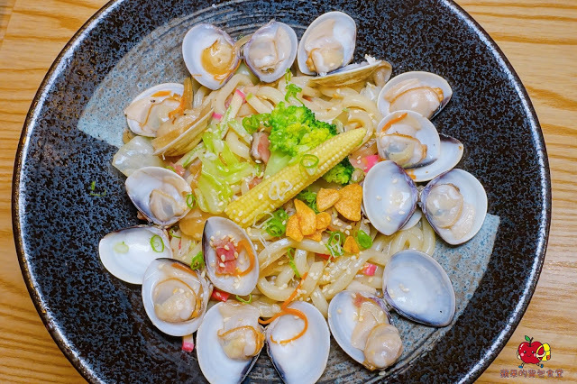 [食記] 新竹北區 - 花沺すし日式料理 海膽手卷滿滿鮮味 焗烤大明蝦鮮味奶香融合 推薦$990套餐的握壽司烤蝦頭飯