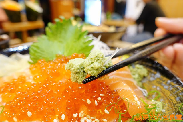 新竹北區 - 花沺すし日式料理 美味親民日本料理 牛肉丼飯滑嫩微甜 鮮甜炙燒握壽司 鮭魚親子丼油脂香海味濃 一訪再訪的首選餐廳