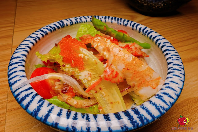 [食記] 新竹北區 - 花沺すし日式料理 海膽手卷滿滿鮮味 焗烤大明蝦鮮味奶香融合 推薦$990套餐的握壽司烤蝦頭飯