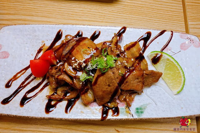 [食記] 新竹北區 - 花沺すし日式料理 海膽手卷滿滿鮮味 焗烤大明蝦鮮味奶香融合 推薦$990套餐的握壽司烤蝦頭飯