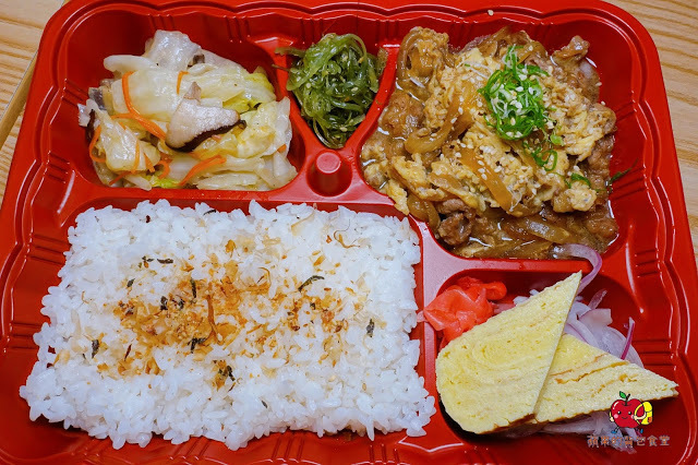[新竹便當] 花沺日式便當 牛肉丼肉質軟嫩充滿牛香 外脆內多汁唐揚雞 新鮮海鮮搭配Q彈讚岐烏龍炒麵