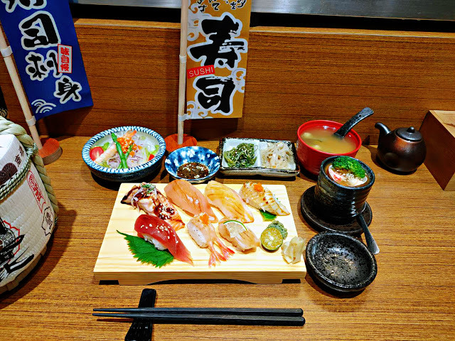 [食記] 新竹北區 - 花沺すし日式料理 海膽手卷滿滿鮮味 焗烤大明蝦鮮味奶香融合 推薦$990套餐的握壽司烤蝦頭飯