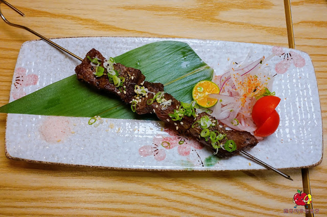 [食記] 新竹北區 - 花沺すし日式料理 海膽手卷滿滿鮮味 焗烤大明蝦鮮味奶香融合 推薦$990套餐的握壽司烤蝦頭飯