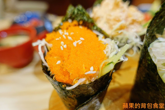 新竹北區 - 花沺すし日式料理 美味親民日本料理 牛肉丼飯滑嫩微甜 鮮甜炙燒握壽司 鮭魚親子丼油脂香海味濃 一訪再訪的首選餐廳