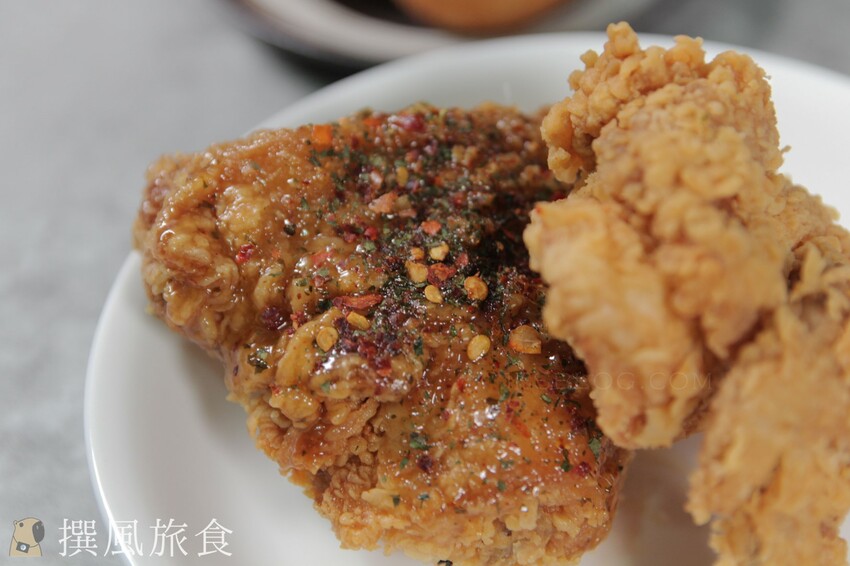 肯德基「酸辣滴咔泰檸脆雞」好吃嗎？記得搭配優惠券喔！