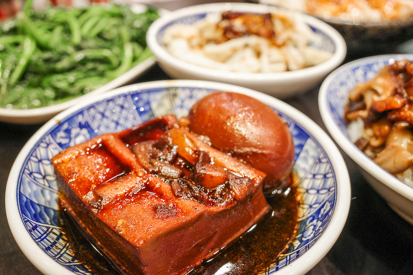 小王煮瓜 - 華西街夜市小吃，米其林必比登推薦 - 卡琳。摸魚兒趣