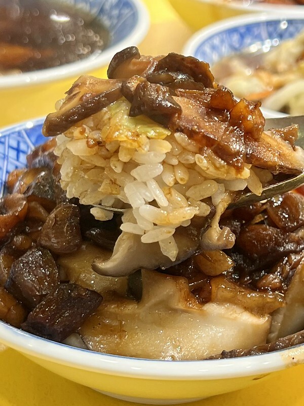 【台灣，台北市，萬華區】台北米其林必比登（MICHELIN Guide Bib Gourmand）～小王煮瓜(小王清湯瓜仔肉)。