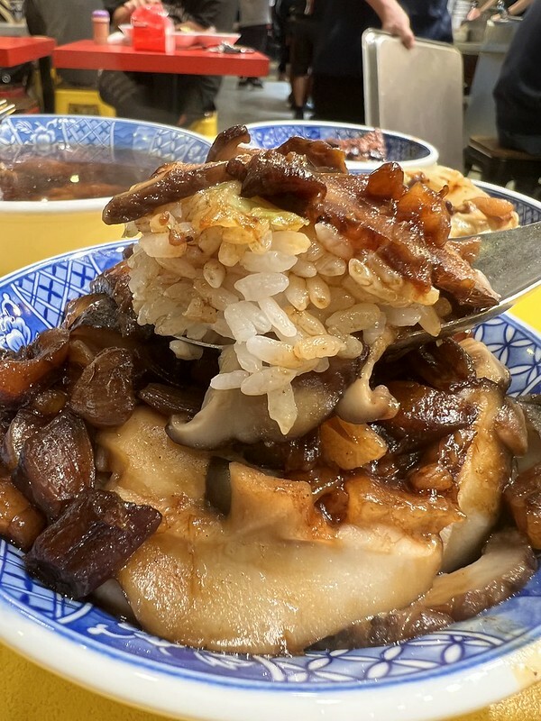 【台灣，台北市，萬華區】台北米其林必比登（MICHELIN Guide Bib Gourmand）～小王煮瓜(小王清湯瓜仔肉)。