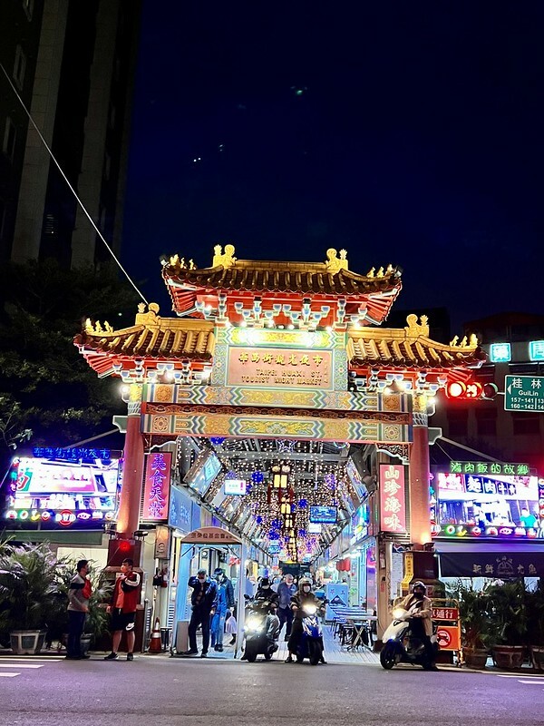 【台灣，台北市，萬華區】台北米其林必比登（MICHELIN Guide Bib Gourmand）～小王煮瓜(小王清湯瓜仔肉)。