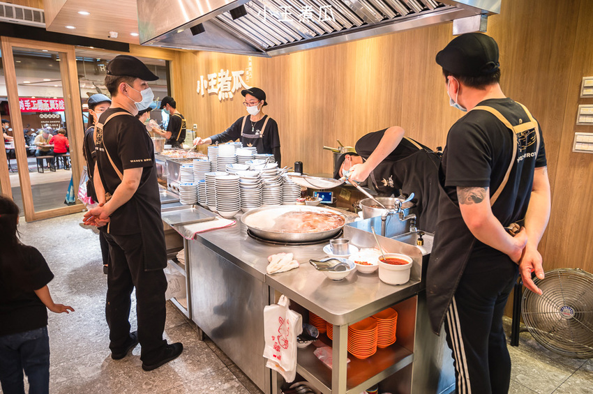 ｜台北美食｜小王煮瓜（小王清湯瓜仔肉），華西街夜市必吃，榮獲2020米其林必比登推薦美食 - Hallo！Im 婷兒