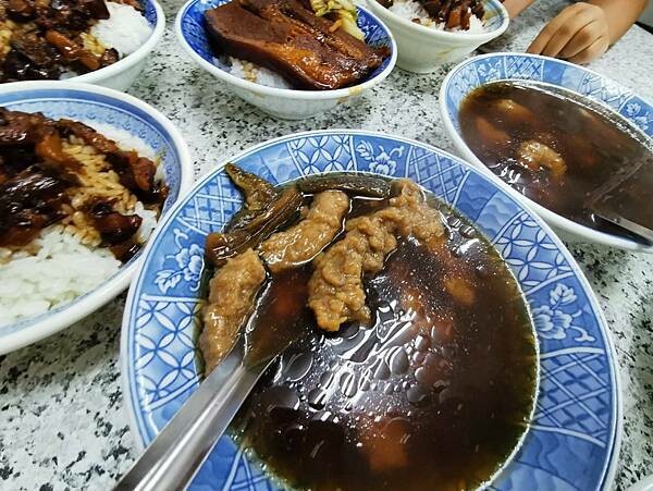 台北市萬華區(台北/萬華)小王清湯瓜仔肉更名為「小王煮瓜」，米其林台北必比登推薦美食