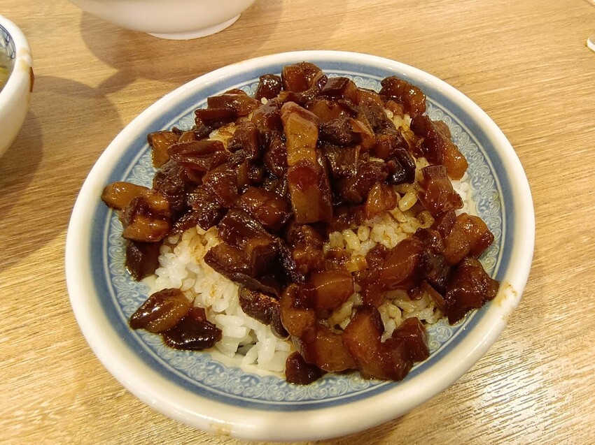 278564.jpg - 【台北.萬華】華西街小吃推薦。小王滷肉飯+瓜仔肉湯&超嫩當歸豬腳湯