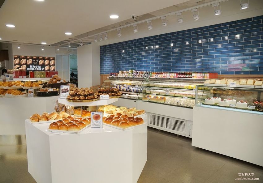 [創盛號烘焙本舖-新莊新泰店]排隊秒殺系羅宋來新莊了 大推水果蛋糕盒與芋泥系列 數十款台歐式麵包挑戰新莊人味蕾 - 安妮的天空