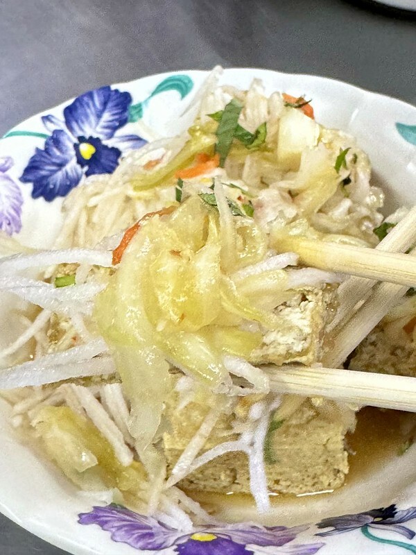 花蓮縣玉里鎮花蓮美食｜玉里橋頭臭豆腐本店，終於造訪了傳說中超美味臭豆腐！！！（花蓮旅遊/台灣小吃）