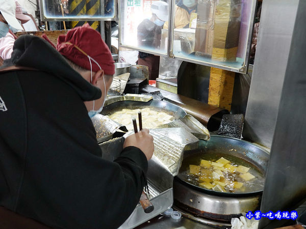 花蓮美食-2訪-玉里橋頭臭豆腐 (1).jpg
