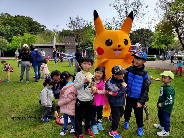 【泡泡奇蹟】泡泡達人許日榮 #無毒泡泡 #泡泡表演 #泡泡派對 沉浸於泡泡中的歡樂時光 (6).jpg 【泡泡奇蹟】泡泡達人許日榮 #無毒泡泡 #泡泡表演 #泡泡派對 沉浸於泡泡中的歡樂時光 (6).jpg