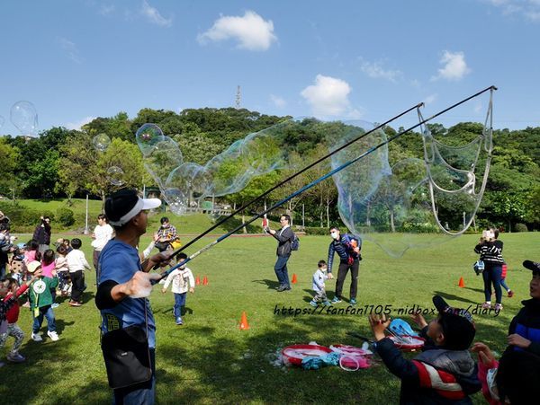 【泡泡奇蹟】泡泡達人許日榮 #無毒泡泡 #泡泡表演 #泡泡派對 沉浸於泡泡中的歡樂時光 (18).JPG 【泡泡奇蹟】泡泡達人許日榮 #無毒泡泡 #泡泡表演 #泡泡派對 沉浸於泡泡中的歡樂時光 (18).JPG