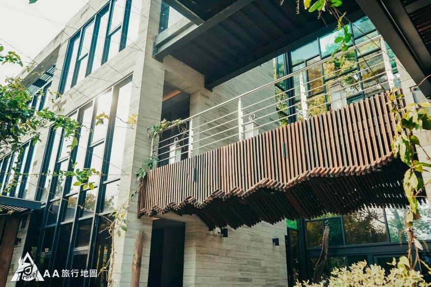 這個是在我們這次住的Villa區拍的，如果有來住宿的話一定不能錯過這邊，不論平拍或者是空拍都很好看