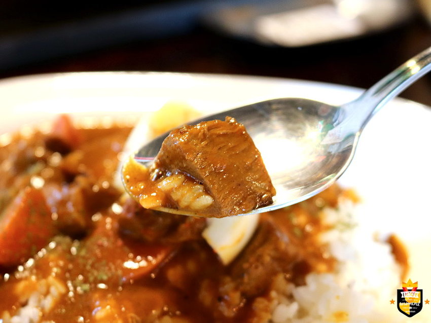 台南咖啡館／隱藏版咖哩飯一週只賣4天／一天限量只賣8份／沒預訂保證吃不到／嚴選食材現點現做／手沖單品咖啡／日式復古老屋