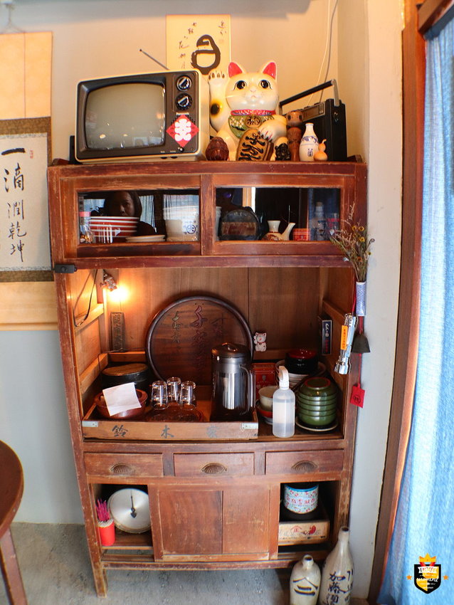 台南咖啡館／隱藏版咖哩飯一週只賣4天／一天限量只賣8份／沒預訂保證吃不到／嚴選食材現點現做／手沖單品咖啡／日式復古老屋