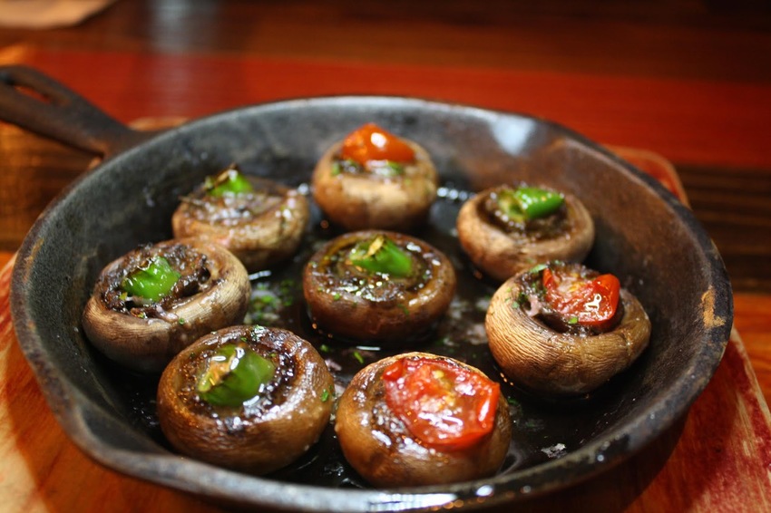 【東區餐酒館推薦】Closet衣櫥餐酒館-台北東區人氣打卡地點,歐洲建築風格瞬間來到歐洲享受美酒與美食Closet Restaurant & Bar