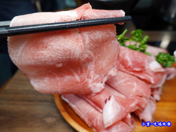 疊高高豬肉盤-鍋小三.jpg
