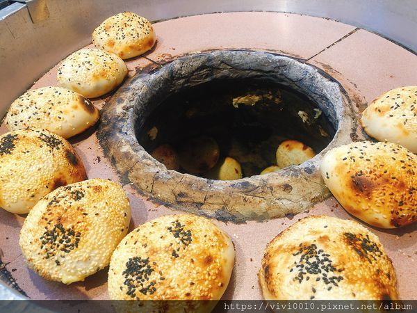 202044_200405_0006.jpg 202044_200405_0006.jpg