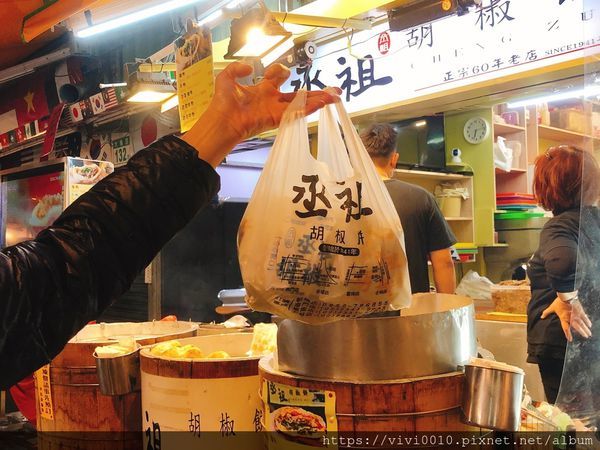 202044_200405_0065.jpg 202044_200405_0065.jpg