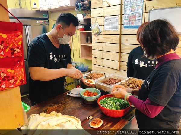 202044_200405_0027.jpg 202044_200405_0027.jpg