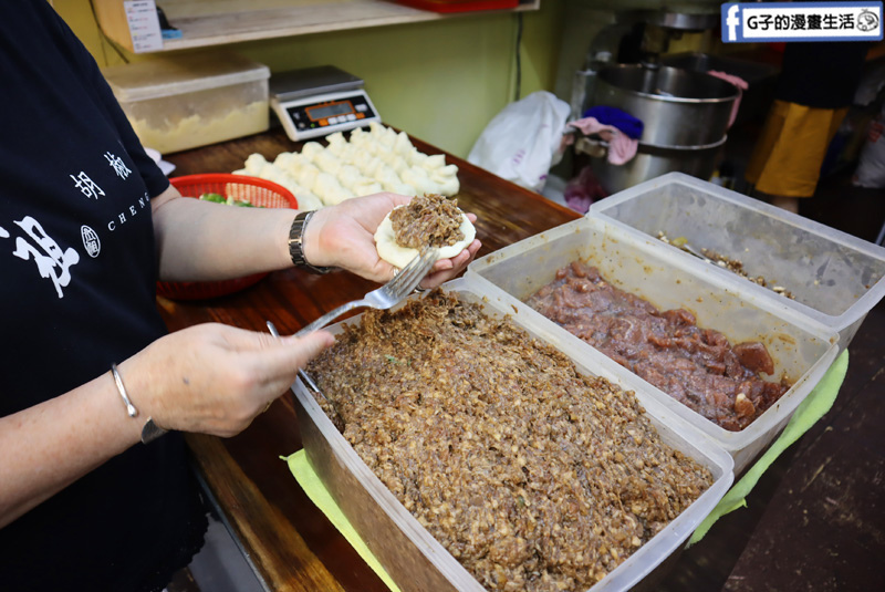 士林夜市美食.丞祖胡椒餅.胡椒餅老店.必吃胡椒餅.三星蔥.起司牛肉.起司豬肉 士林夜市美食.丞祖胡椒餅.胡椒餅老店.必吃胡椒餅.三星蔥.起司牛肉.起司豬肉