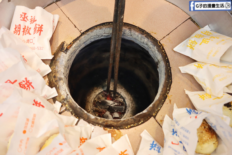 士林夜市美食.丞祖胡椒餅.胡椒餅老店.必吃胡椒餅.三星蔥.起司牛肉.起司豬肉 士林夜市美食.丞祖胡椒餅.胡椒餅老店.必吃胡椒餅.三星蔥.起司牛肉.起司豬肉