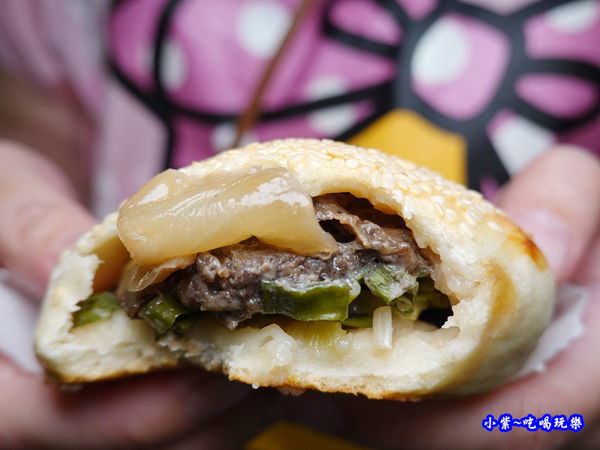 牛肉胡椒餅-丞祖胡椒餅士林夜市大南店 (1).jpg