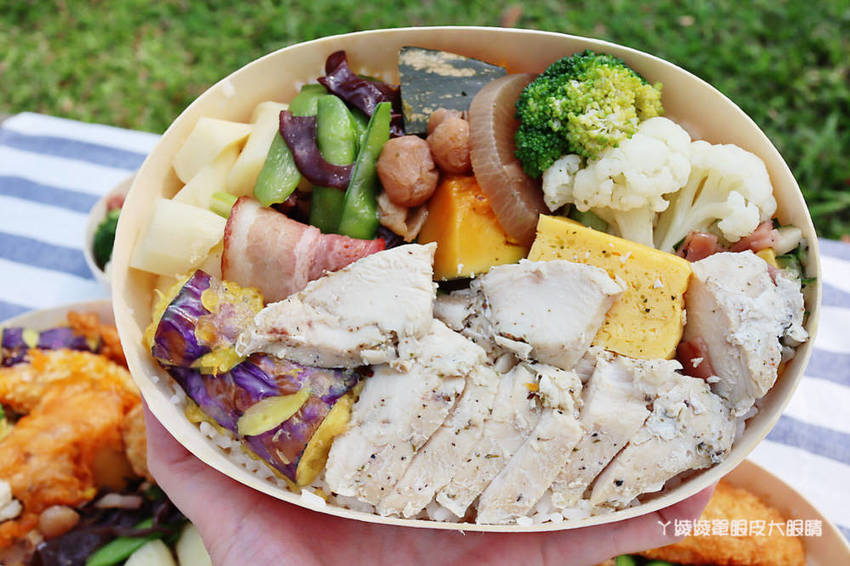 竹北便當外送推薦飯売日式便當!新竹會議便當、客製化餐盒外送,預約訂購享折扣優惠