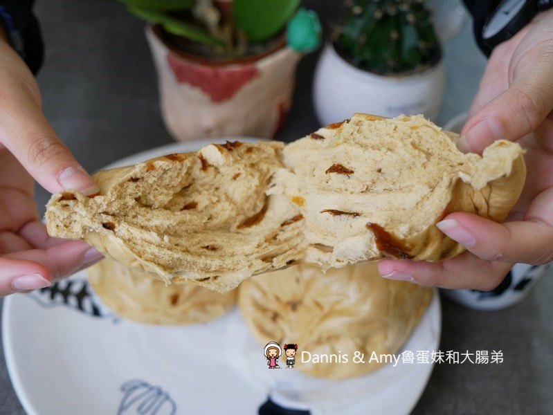 《宅配團購美食》一吃就愛上的老麵酵匠包子饅頭店。招牌金莎包、芋頭捲非吃不可︱新竹好吃的包子饅頭網路訂購宅配到家免出門（影片）