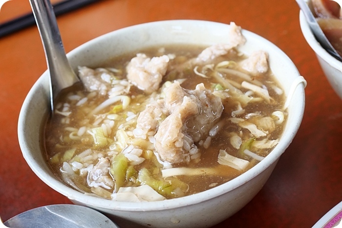 /tmp/php8K8R7J /tmp/php8K8R7J