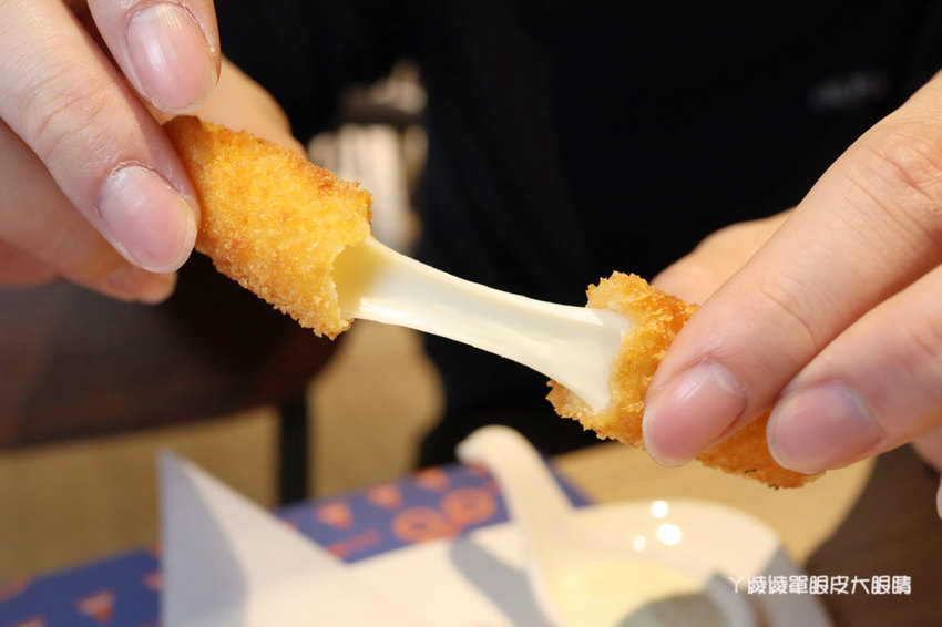 新竹首間室內滑步車主題餐廳！轉圈圈滑步車運動小餐館，情侶也可以來！巨城附近親子餐廳推薦