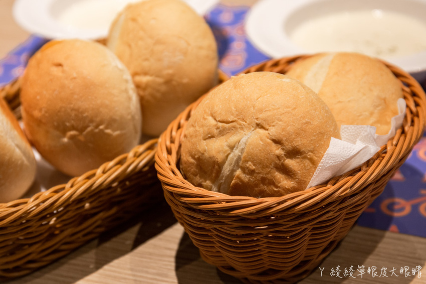 新竹親子餐廳推薦!台灣首間室內滑步車親子餐廳,好吃好玩的轉圈圈滑步車運動小餐館