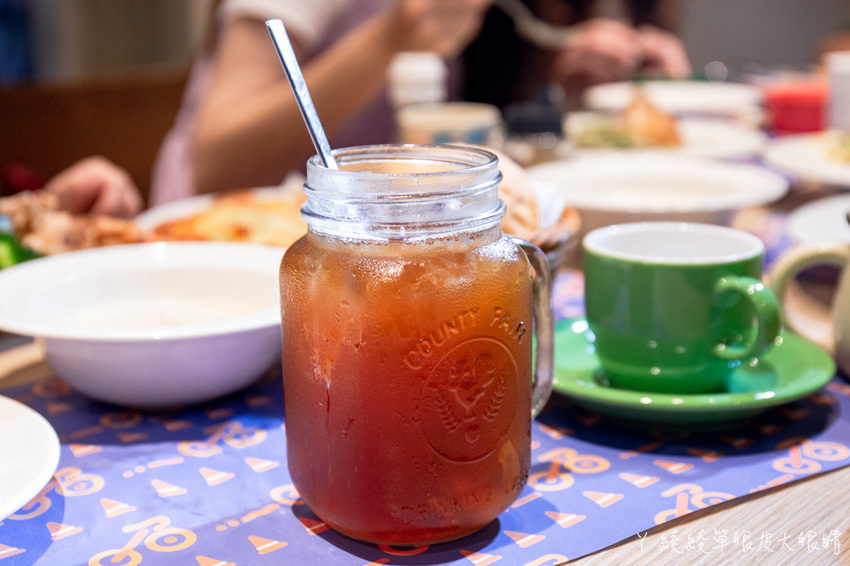 新竹親子餐廳推薦!台灣首間室內滑步車親子餐廳,好吃好玩的轉圈圈滑步車運動小餐館