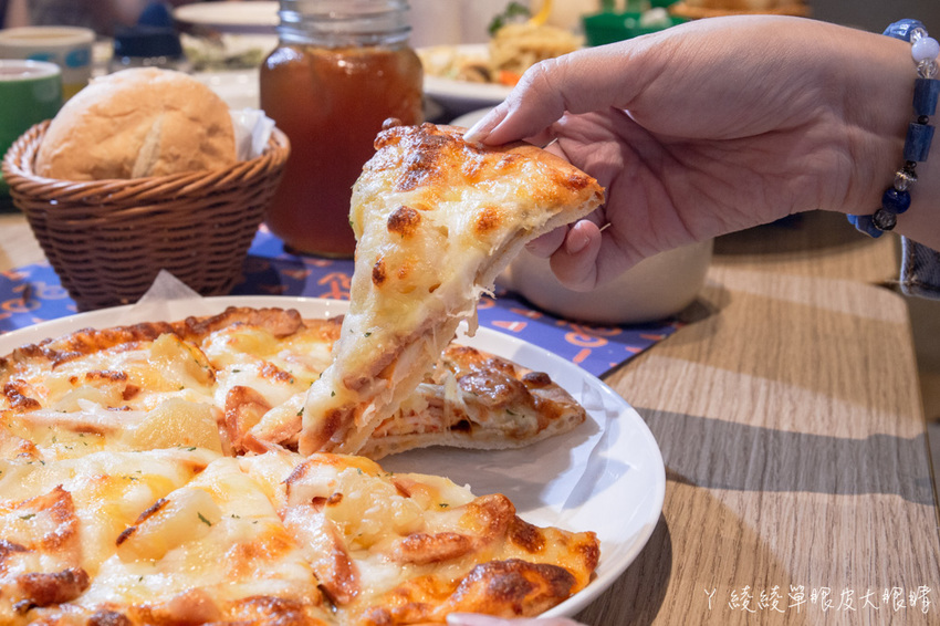 新竹親子餐廳推薦!台灣首間室內滑步車親子餐廳,好吃好玩的轉圈圈滑步車運動小餐館