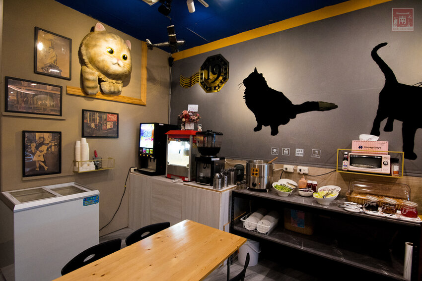 【臺南美食】全台最大牛排等你來挑戰|台南人氣牛排館|無限加麵不加價|自助吧吃到飽|大口吃肉超滿足|單品.雙拼任你選~~19House炙燒牛排–安南店 - 南人幫