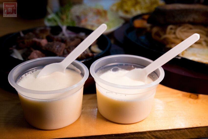 【臺南美食】全台最大牛排等你來挑戰|台南人氣牛排館|無限加麵不加價|自助吧吃到飽|大口吃肉超滿足|單品.雙拼任你選~~19House炙燒牛排–安南店 - 南人幫