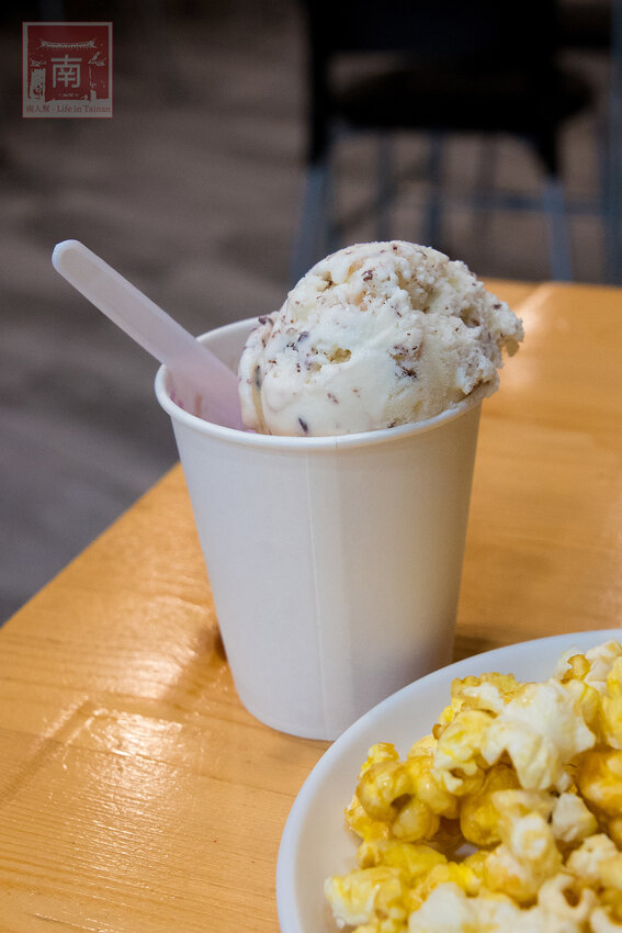 【臺南美食】全台最大牛排等你來挑戰|台南人氣牛排館|無限加麵不加價|自助吧吃到飽|大口吃肉超滿足|單品.雙拼任你選~~19House炙燒牛排–安南店 - 南人幫