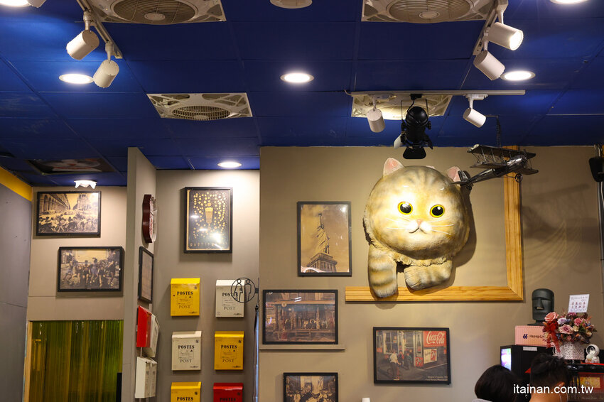 就是怕你吃不飽，全台最大牛排在這裡!~160元起平價大份量排餐，訂位再享9折，無限加麵不加價，自助吧無限享用!台南平價牛排「19House炙燒牛排-安南店」 @台南好Food遊