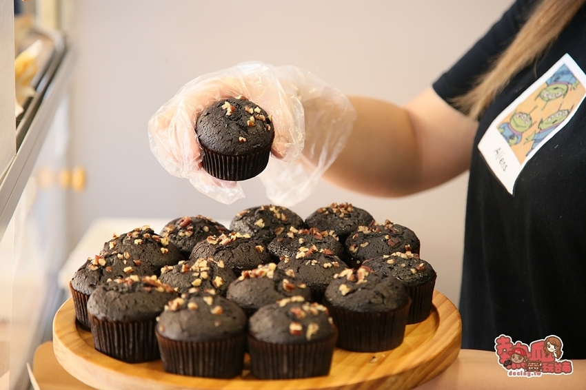 【台南伴手禮】不只是古早味蛋糕！這裡的創意蛋糕和生乳卷也很迷人：橘香合蛋糕職人 - 熱血玩台南。跳躍新世界